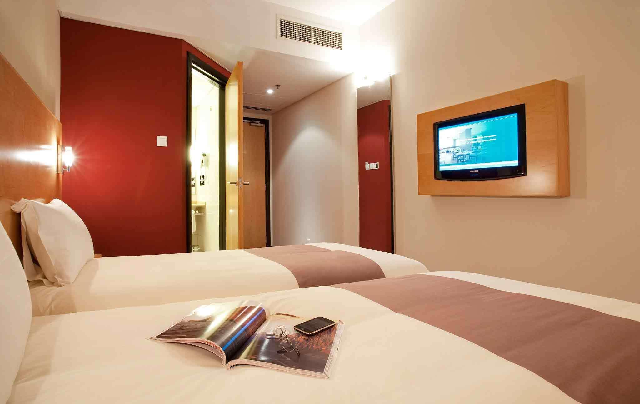 Ibis Amman Hotel Exterior photo